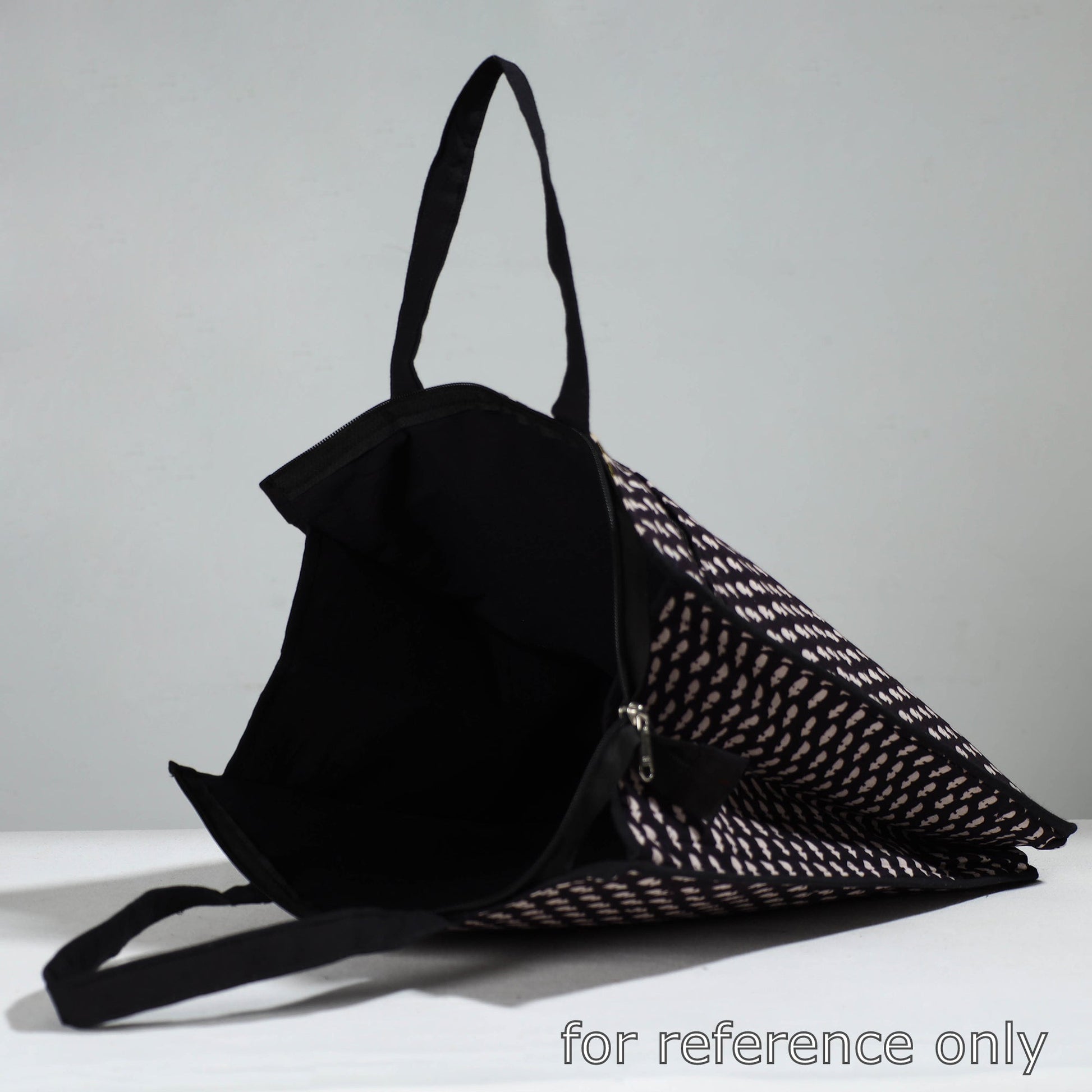 Black - Handcrafted Cotton Shopping Bag 03