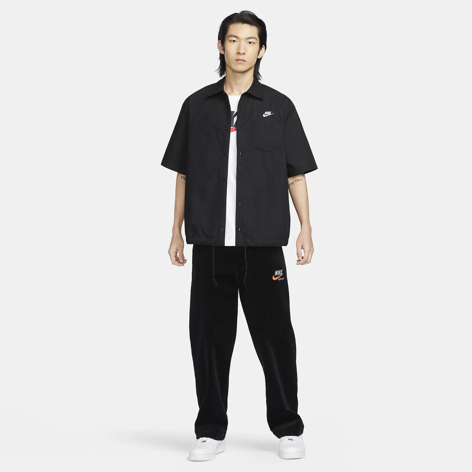 NIKE | CLUB OXFORD BUTTON-UP SHIRT { BLACK/WHITE