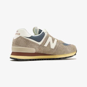 New Balance | 574 { ARID STONE/SEA SALT