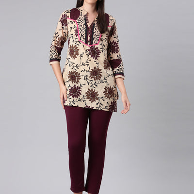 Women Solid Bright Maroon Mid Rise Smart Fit Kurti Pant