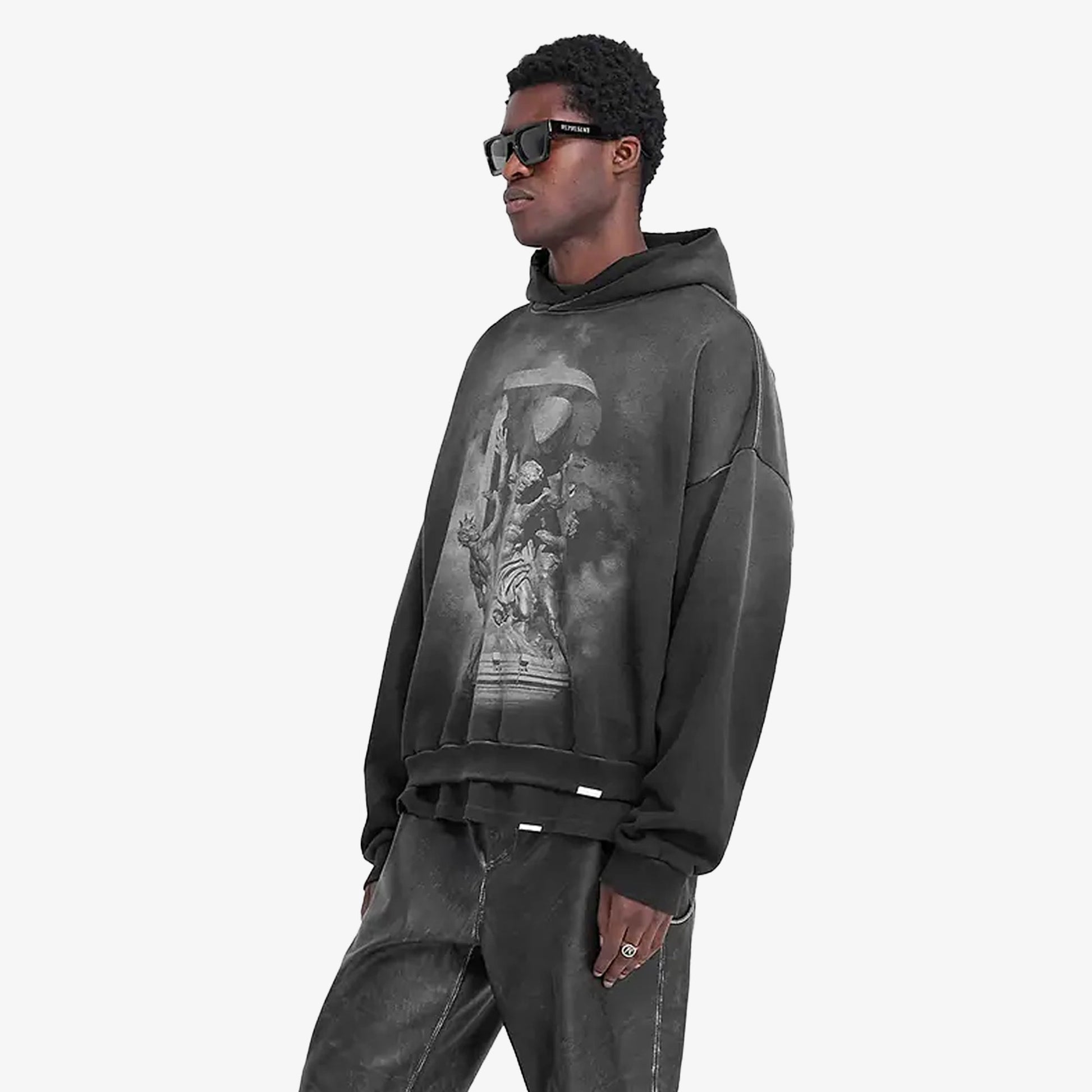 Represent | ATLAS HOODIE { STAINED BLACK