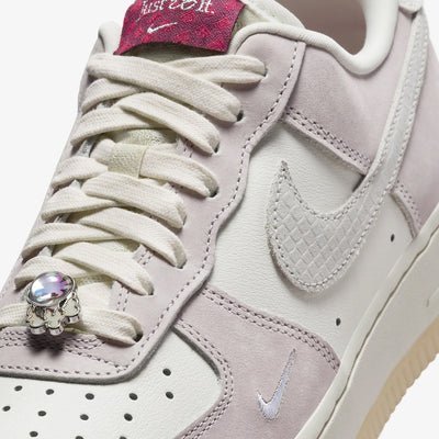 Nike | AIR FORCE 1 '07 LX { SAIL/SAIL-SAIL-PLATINUM VIOLET