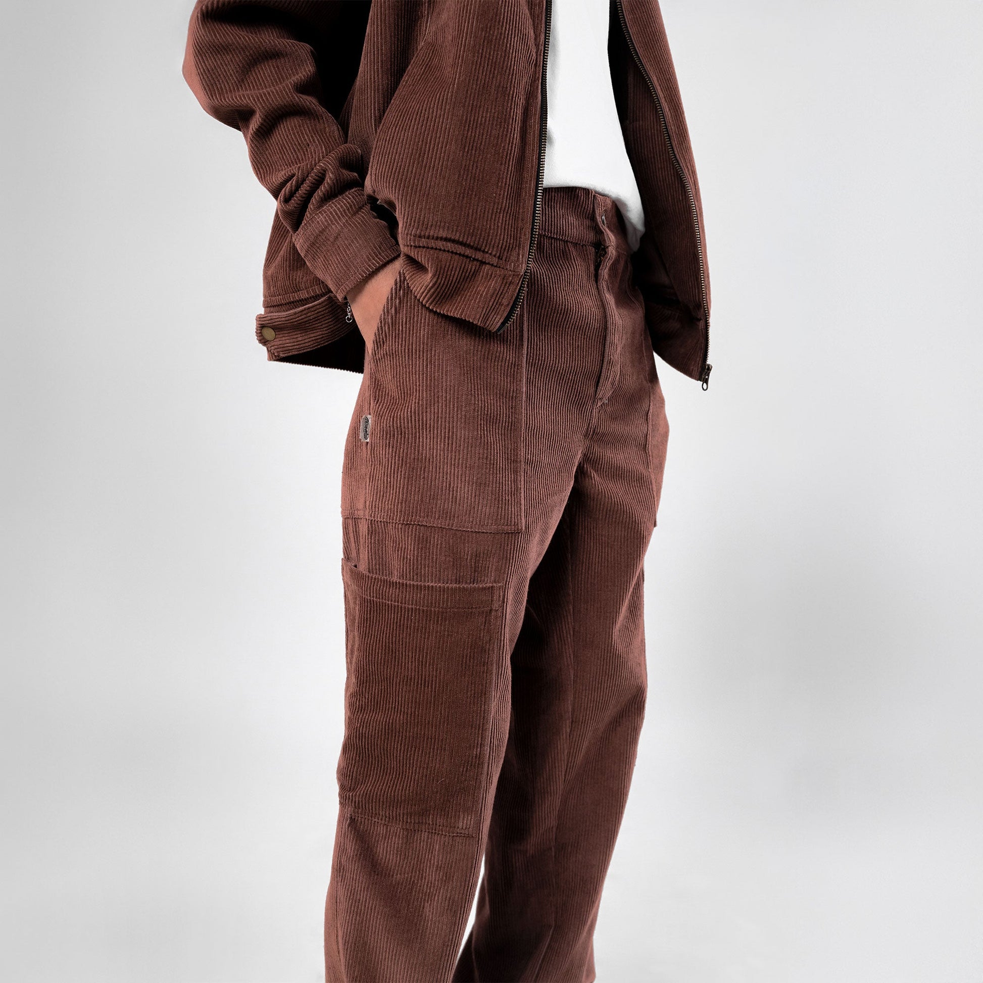 SUPERKICKS | CORDUROY PANT { MUD BROWN