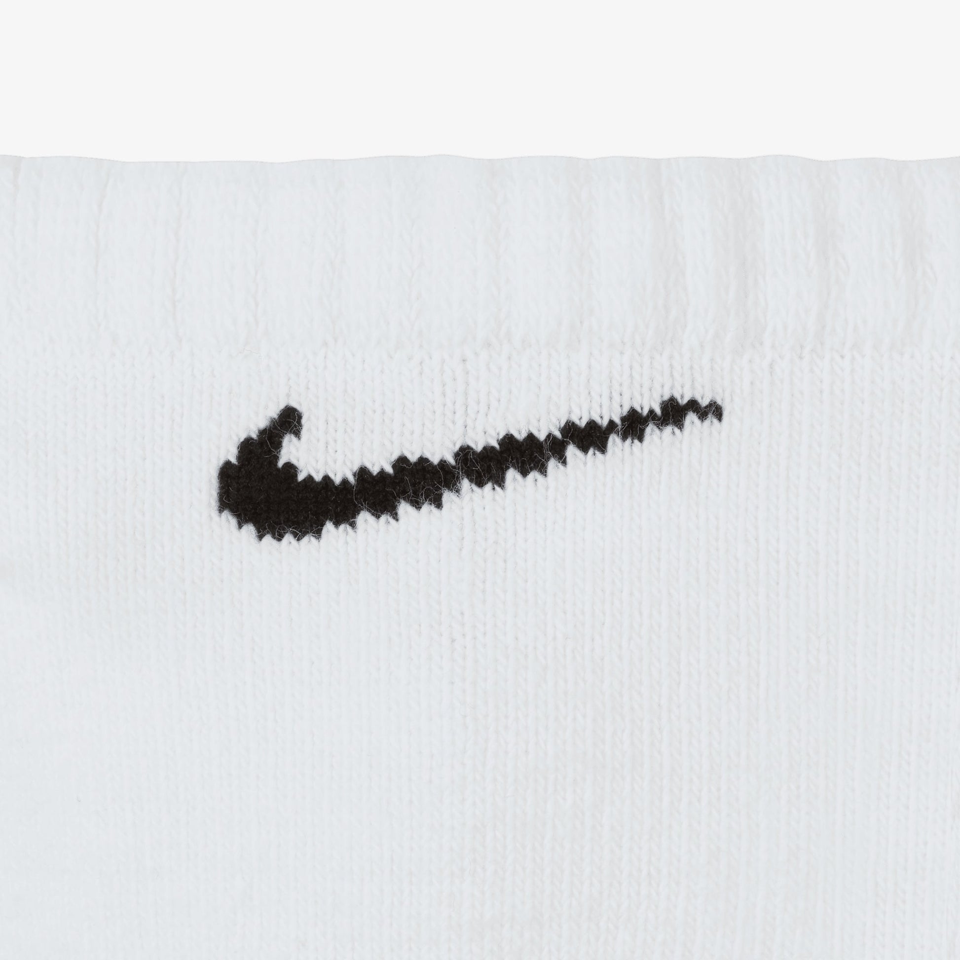 NIKE | EVERYDAY CUSHIONED TRAINING NO-SHOW SOCKS { WHITE/BLACK