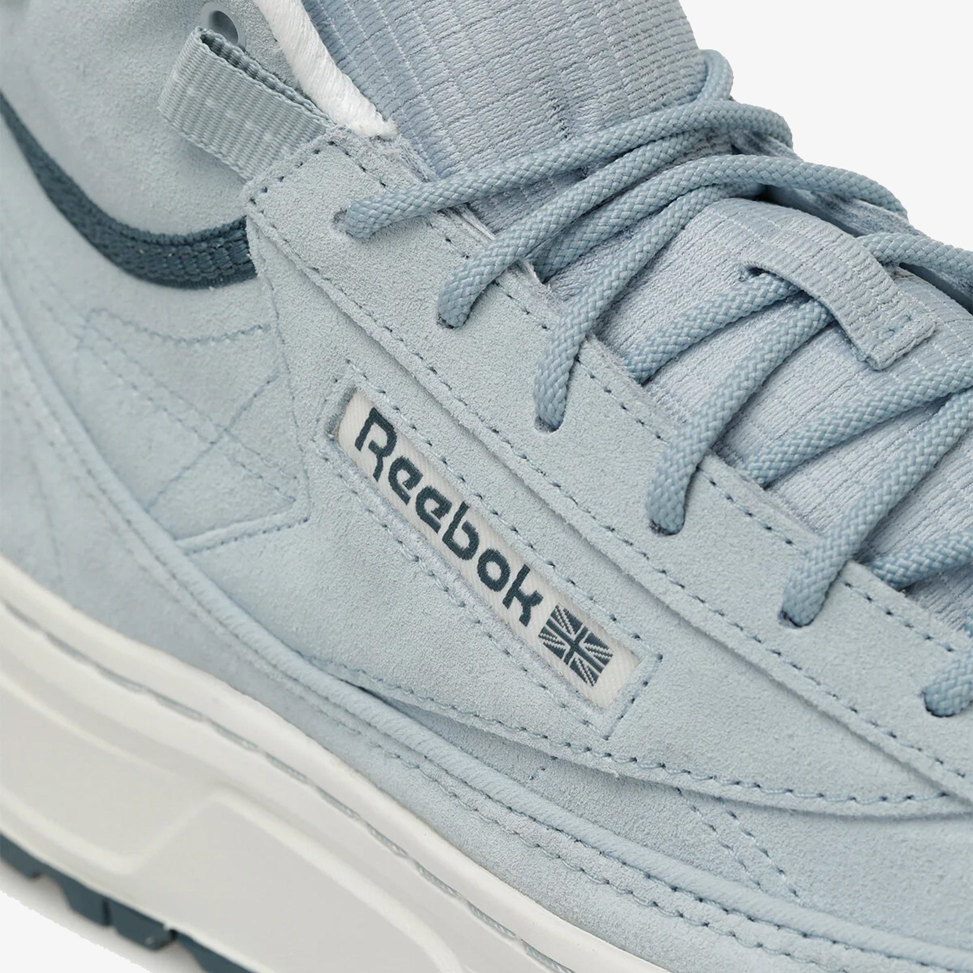 Reebok | CLUB C GEO MID  { GRAY/WHITE/WHITE