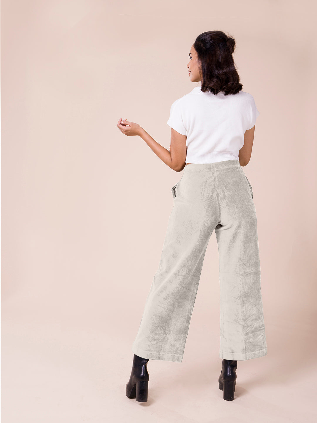 Women Solid Light Beige Mid Rise Corduory Wide Pants