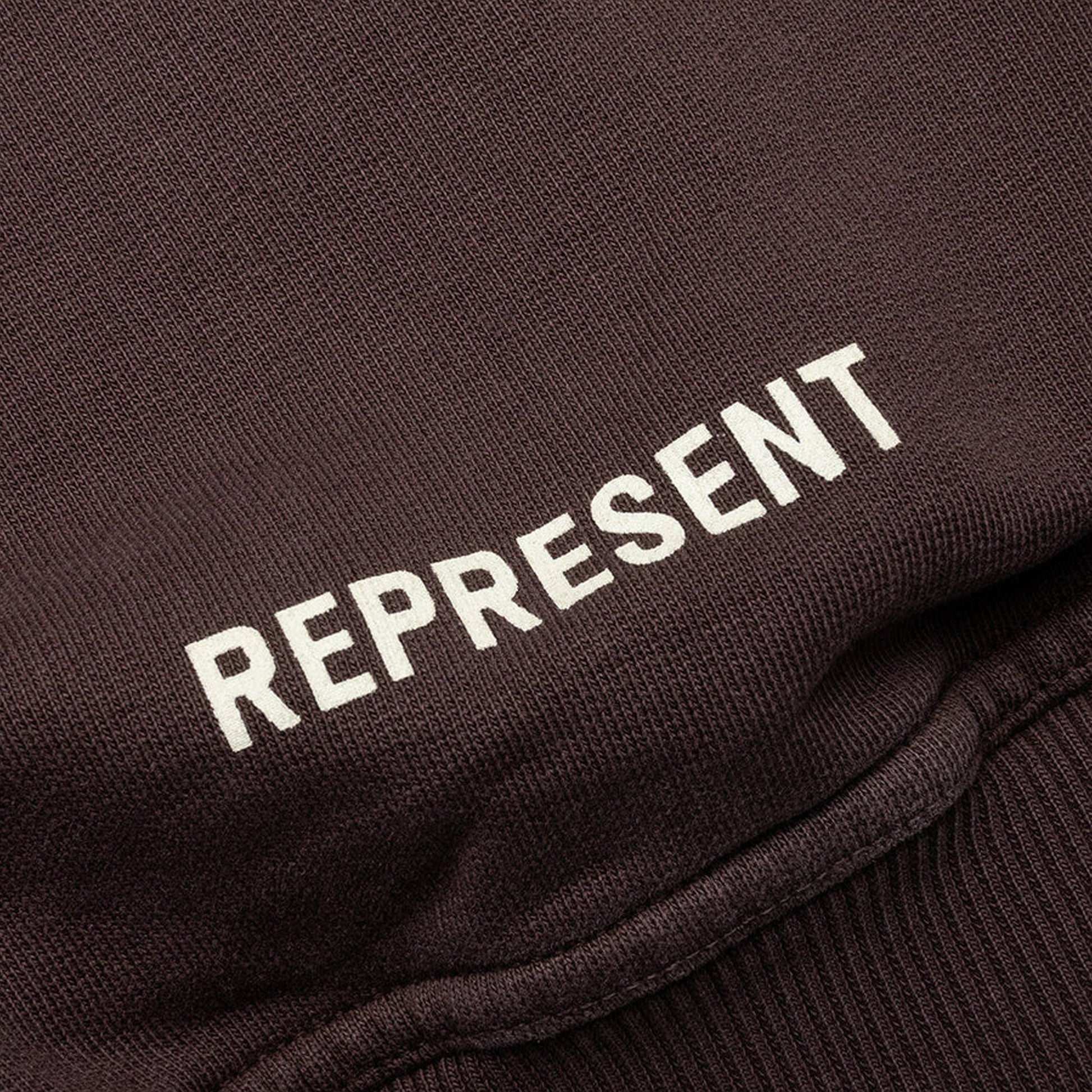 Represent | MASKING TAPE INITIAL ZIP HOODIE { CEDAR