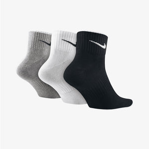 NIKE | PERFORMANCE LIGHTWEIGHT TRAINING ANKLE SOCKS (3 PAIRS) { GREY/WHITE/BLACK