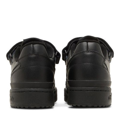 adidas Forum Low Triple Black