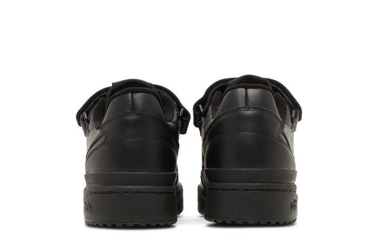 adidas Forum Low Triple Black