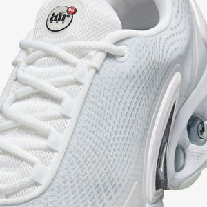 Nike | AIR MAX DN  { WHITE/METALLIC SILVER-PURE PLATINUM
