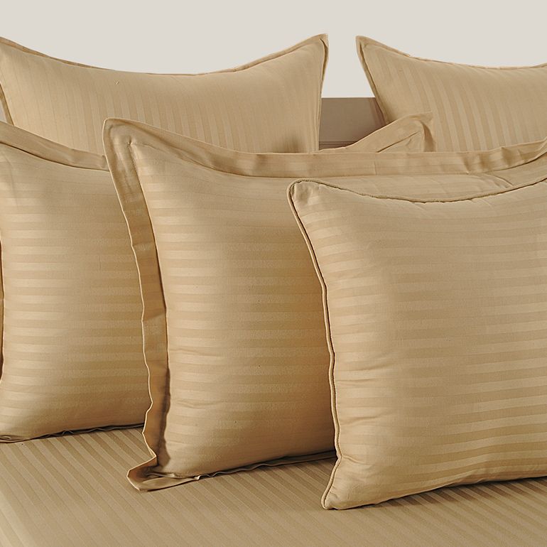 SONATA CORAL: BEIGE BASICS