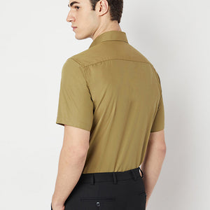 Wrinkle Free Half Sleeve Shirt