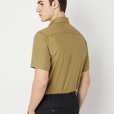 Wrinkle Free Half Sleeve Shirt