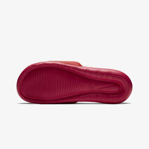 NIKE | VICTORI ONE { UNIVERSITY RED/BLACK-UNIVERSITY RED