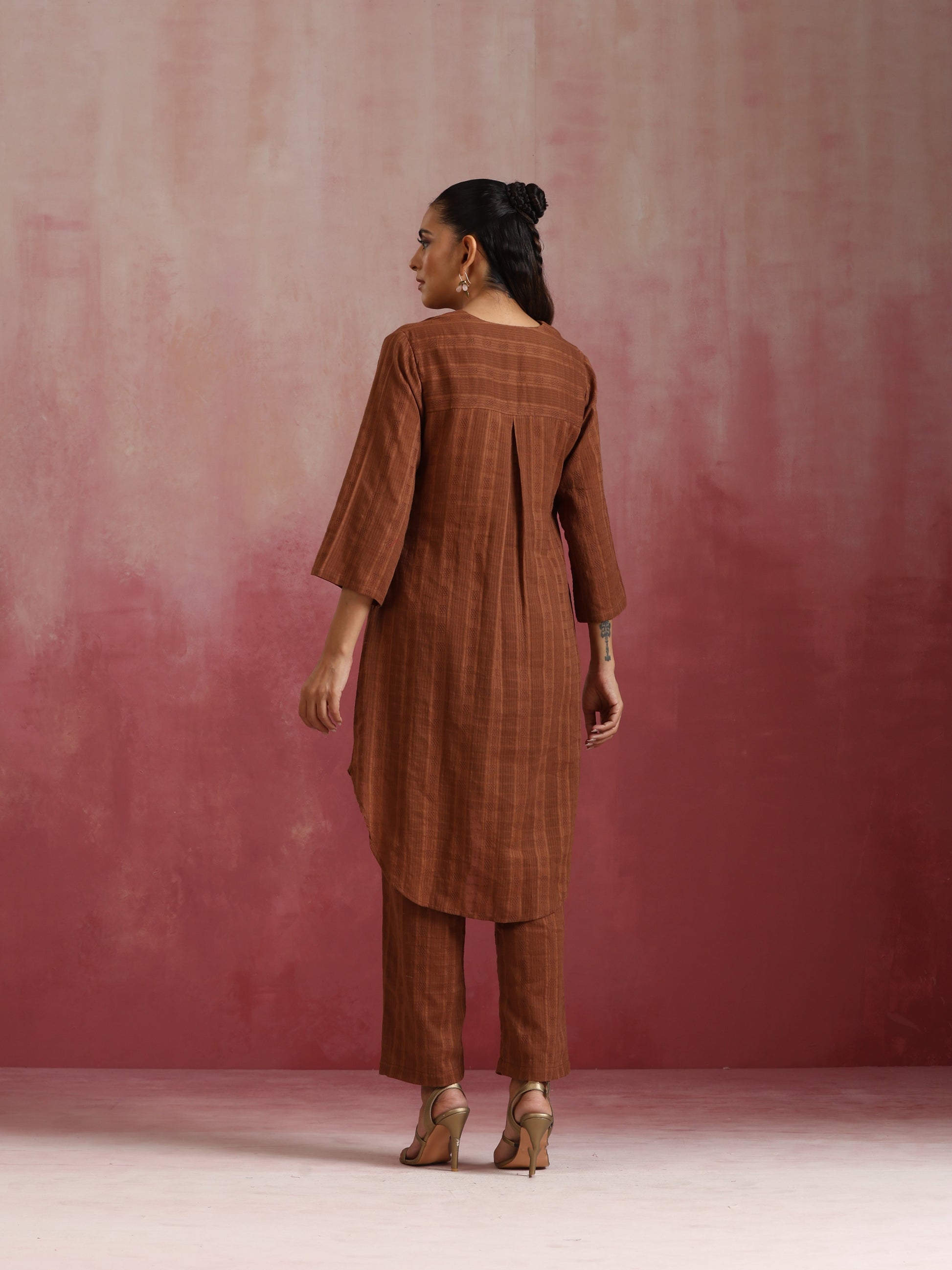 trueBrowns Brown Cotton Dobby Kurta Co-ord set