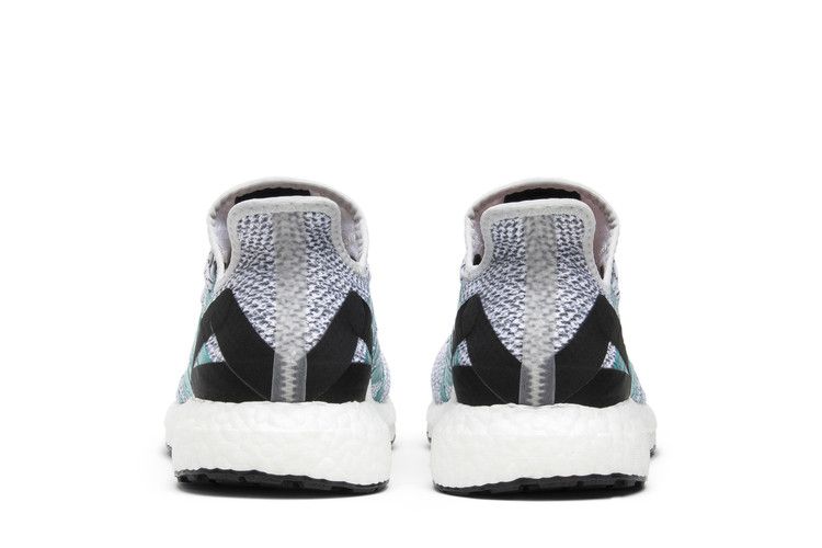 adidas AM4LDN London Footwear White