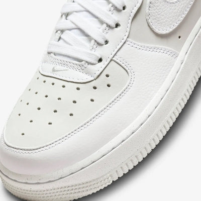 Nike | AIR FORCE 1 '07 LX { WHITE/LT SMOKE GREY-PHOTON DUST-WHITE