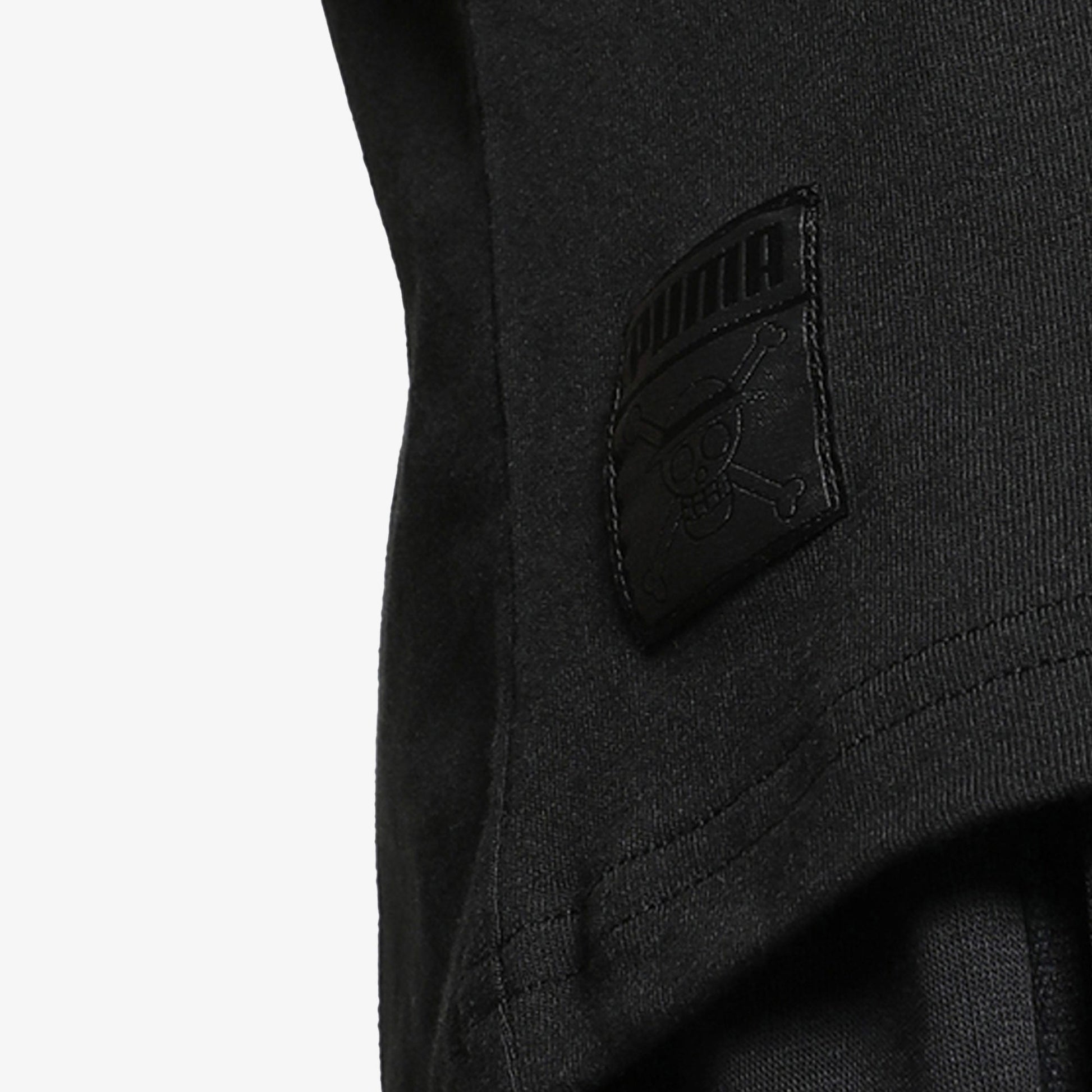 Puma | X ONE PIECE GRAPHIC TEE  { PUMA BLACK
