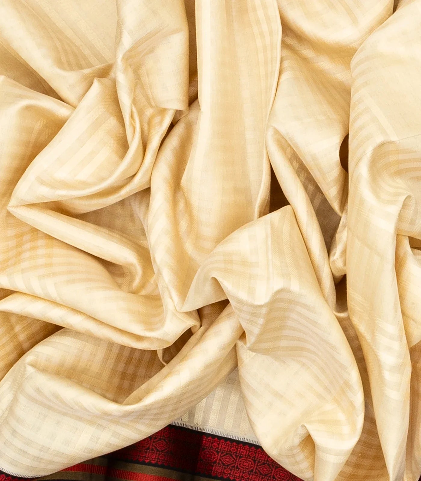 Cream Handloom Kora Silk Saree With Checks & Black Border