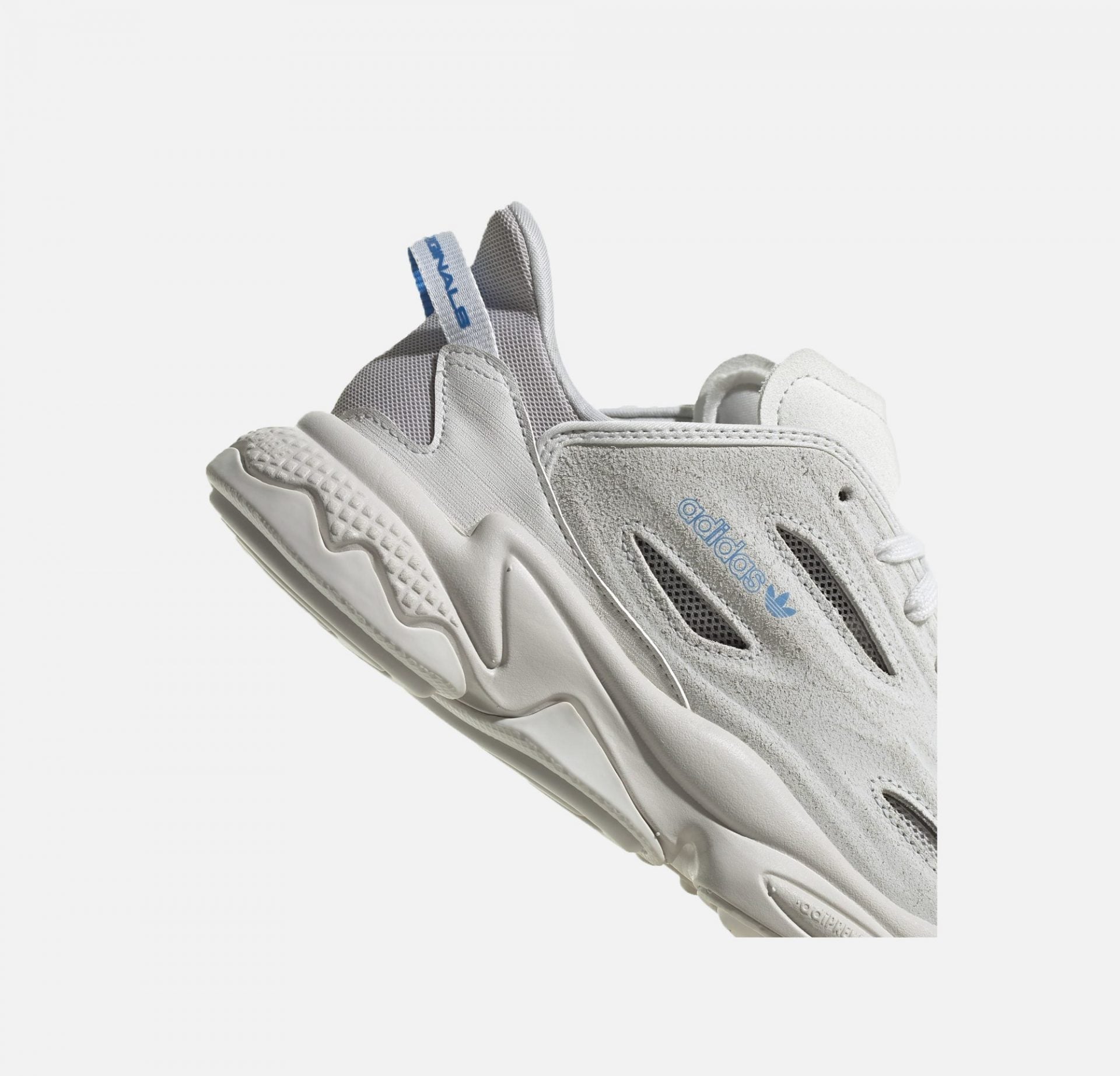 Adidas Originals | OZWEEGO CELOX  { CRYSTAL WHITE