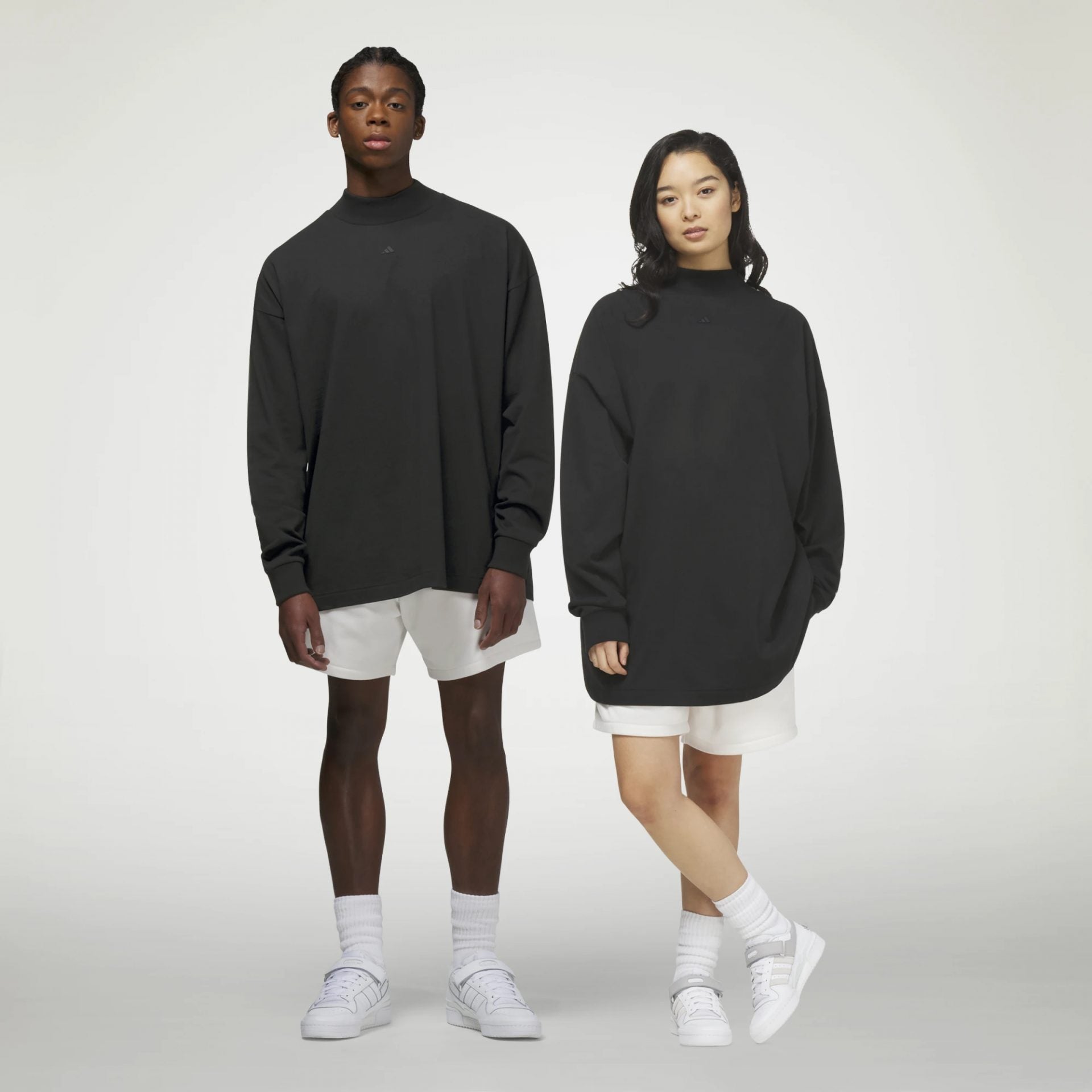 Adidas Originals | BASKETBALL LONG SLEEVE TEE  { BLACK