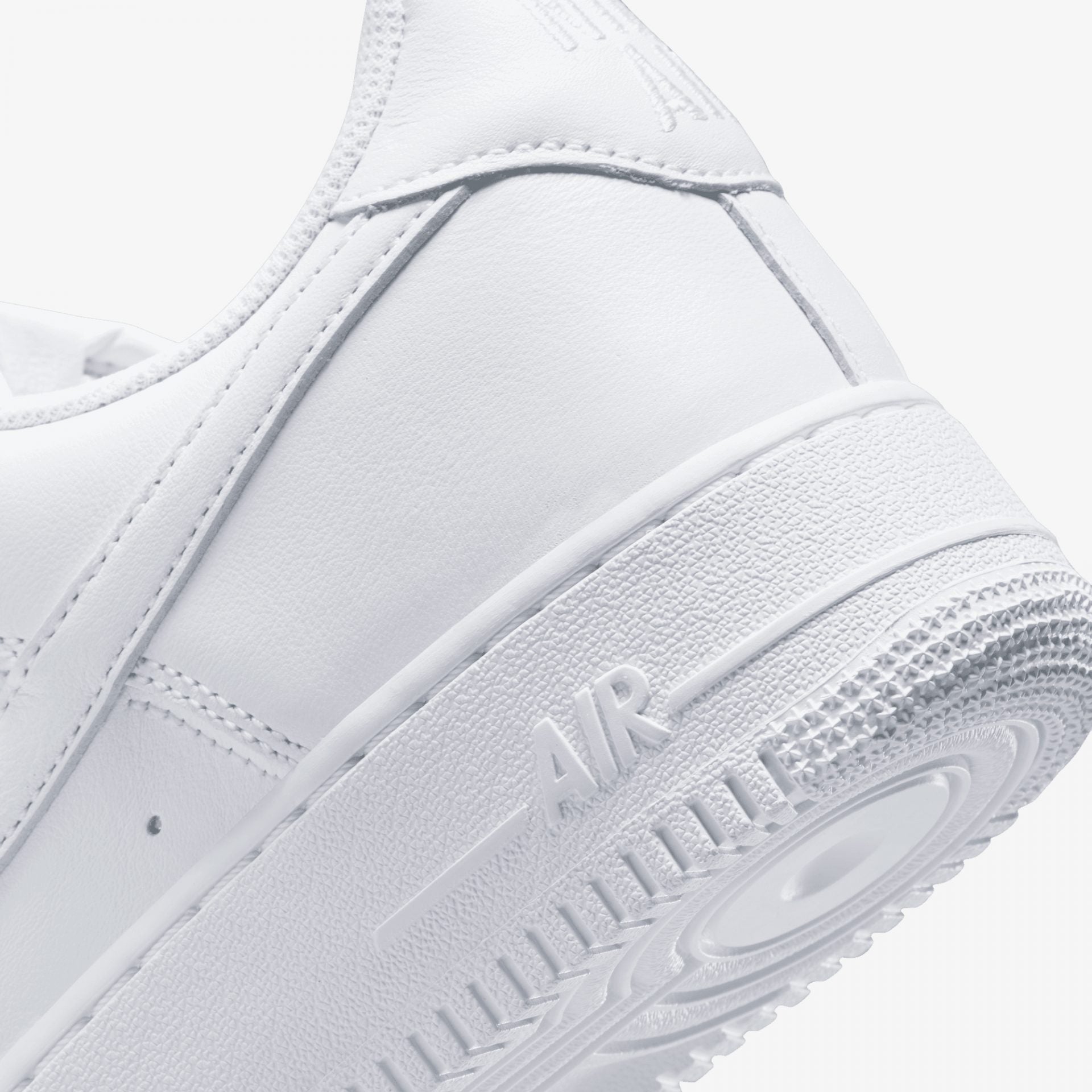Nike | AIR FORCE 1 LOW RETRO  { COLOUR OF THE MONTH