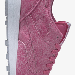 Reebok | EAMES CLASSIC LEATHER  { ASTRO PINK