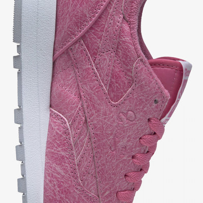 Reebok | EAMES CLASSIC LEATHER  { ASTRO PINK