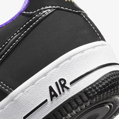 Nike | AIR FORCE 1 LV8  { BLACK