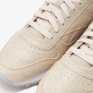 Reebok | EAMES CLASSIC LEATHER  { SANDTRAP