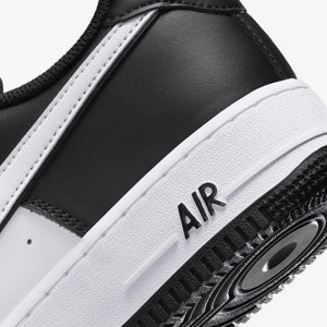 Nike | AIR FORCE 1 '07 { BLACK/WHITE