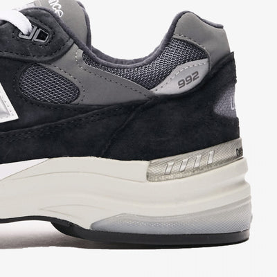 New Balance | 992  { NAVY/GREY