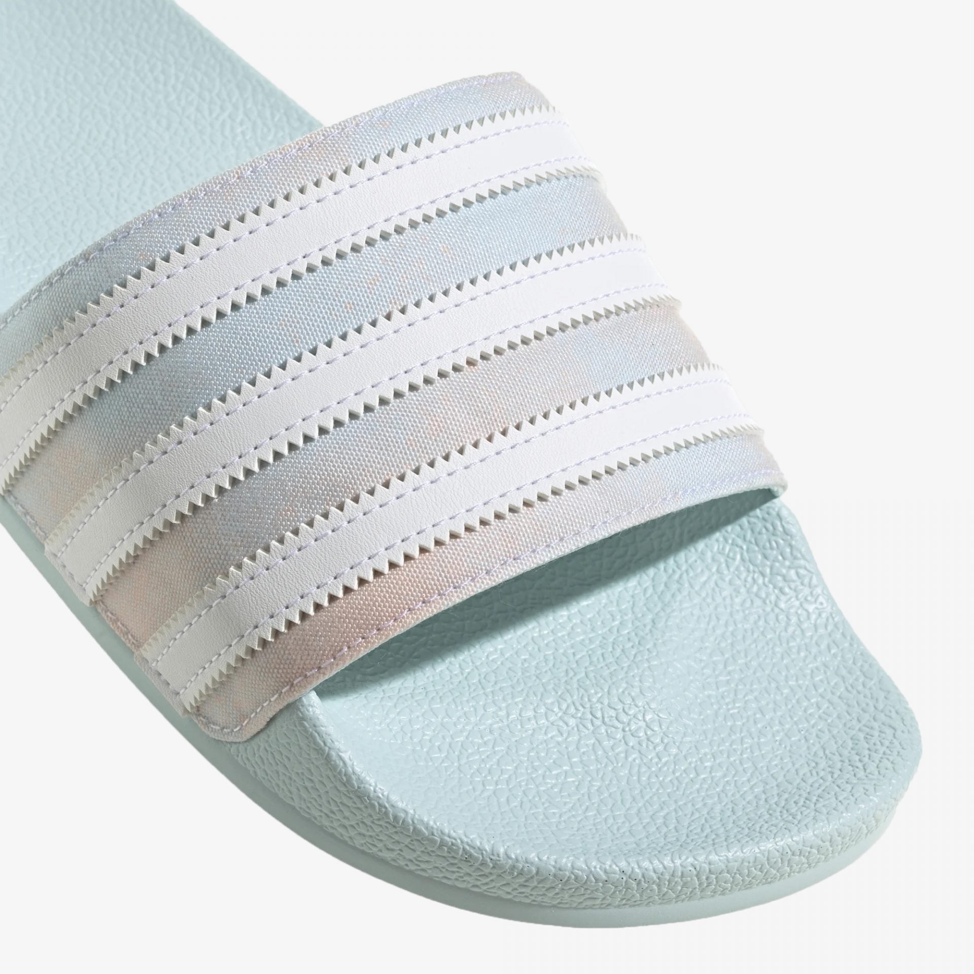 Adidas Originals | ADILETTE SLIDES  { ALMOST BLUE / CLOUD WHITE