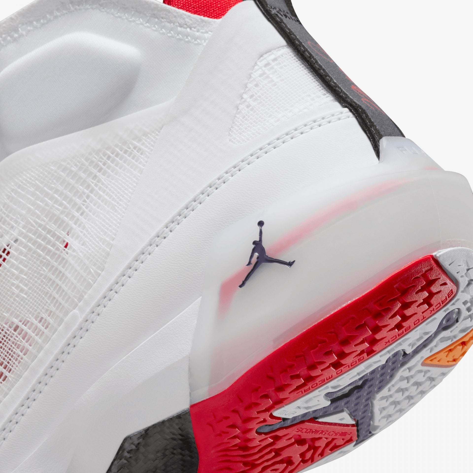 Jordan | AIR JORDAN XXXVII PF  { WHITE/TRUE RED