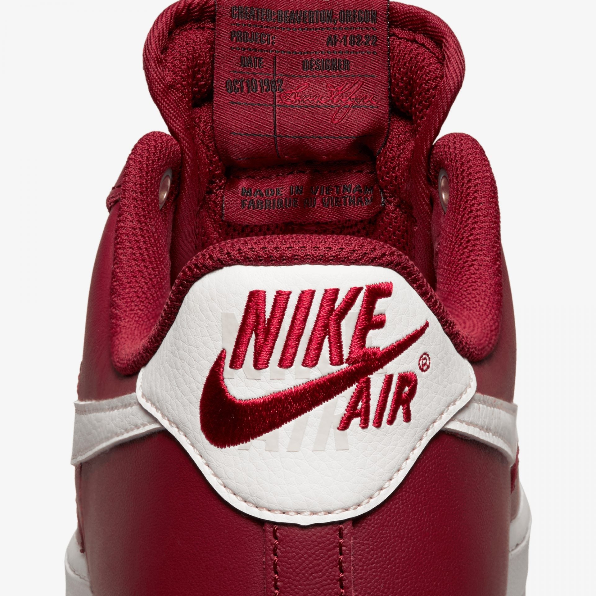 Nike | AIR FORCE 1 '07 PREMIUM { RED/WHITE