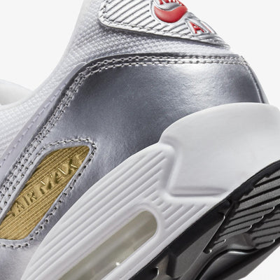 Nike | AIR MAX 90 SE  { METALLIC GOLD / METALLIC SILVER