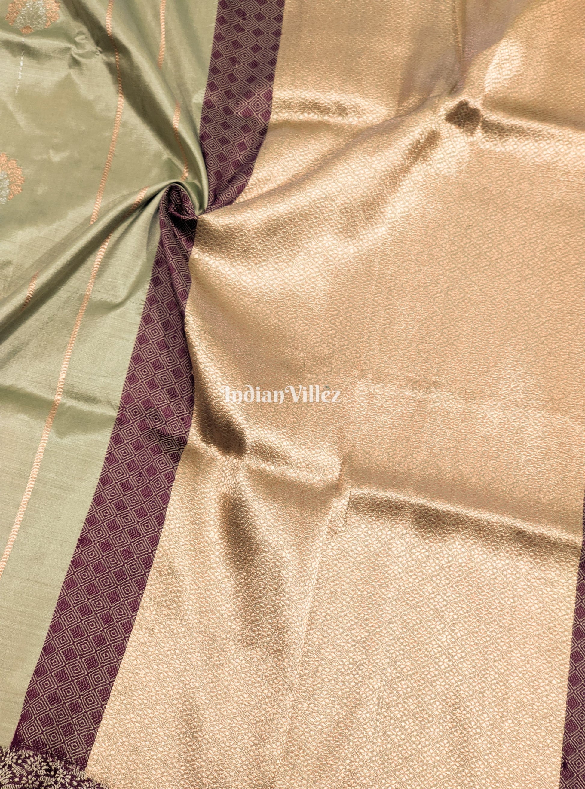 Pista Green Pure Banarasi Katan Silk Saree