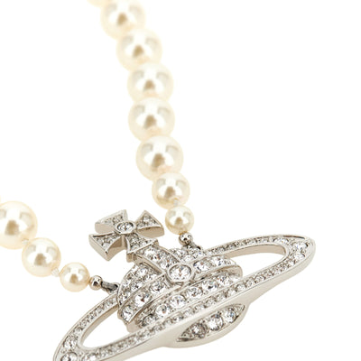 Vivienne Westwood Man. Bas Relief Pearl Necklace