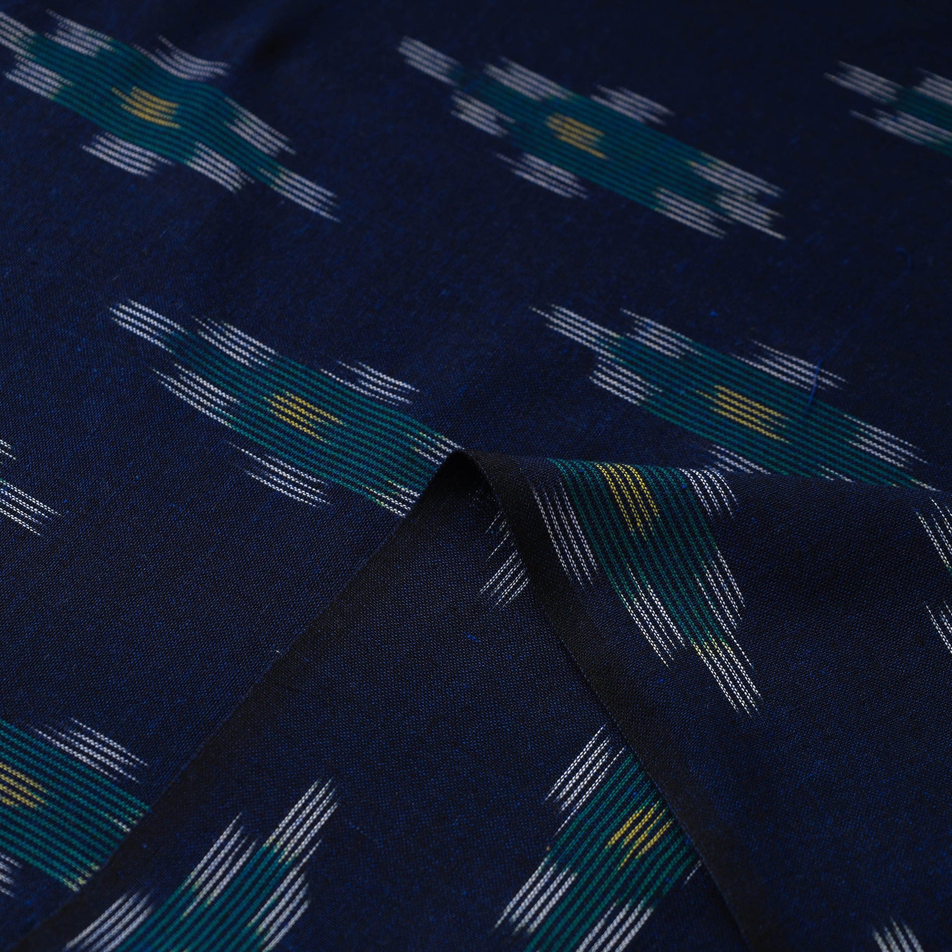 Handloom Cotton Pochampally Ikat Fabric 17