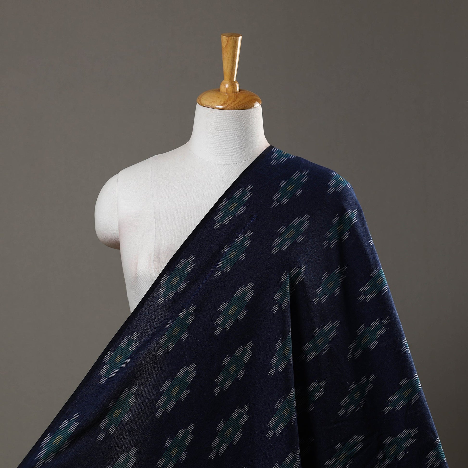 Handloom Cotton Pochampally Ikat Fabric 17