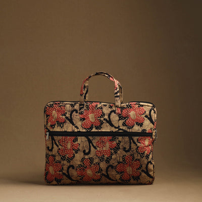 Beige - Handmade Quilted Cotton Laptop Bag (13 x 16 in) 01