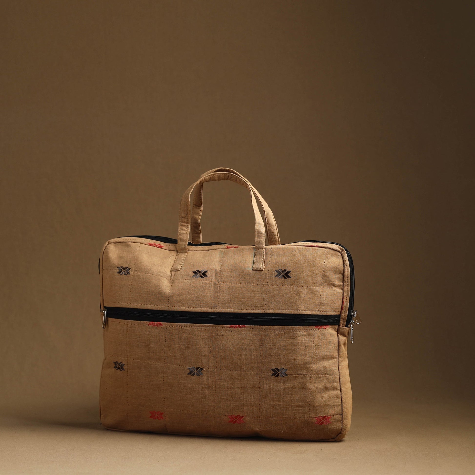 Beige - Handmade Quilted Cotton Laptop Bag (13 x 16 in) 04
