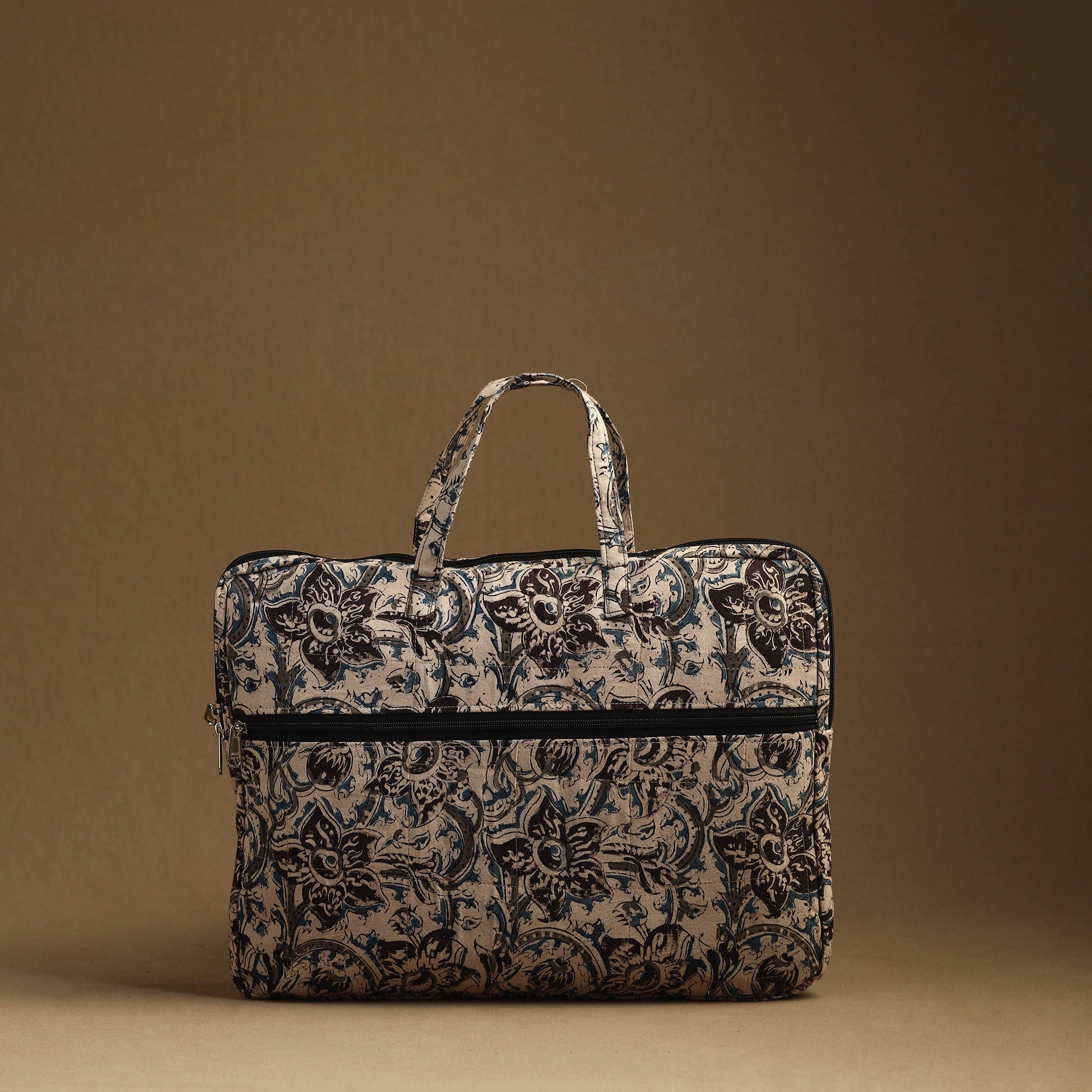 Beige - Handmade Quilted Cotton Laptop Bag (13 x 16 in) 12