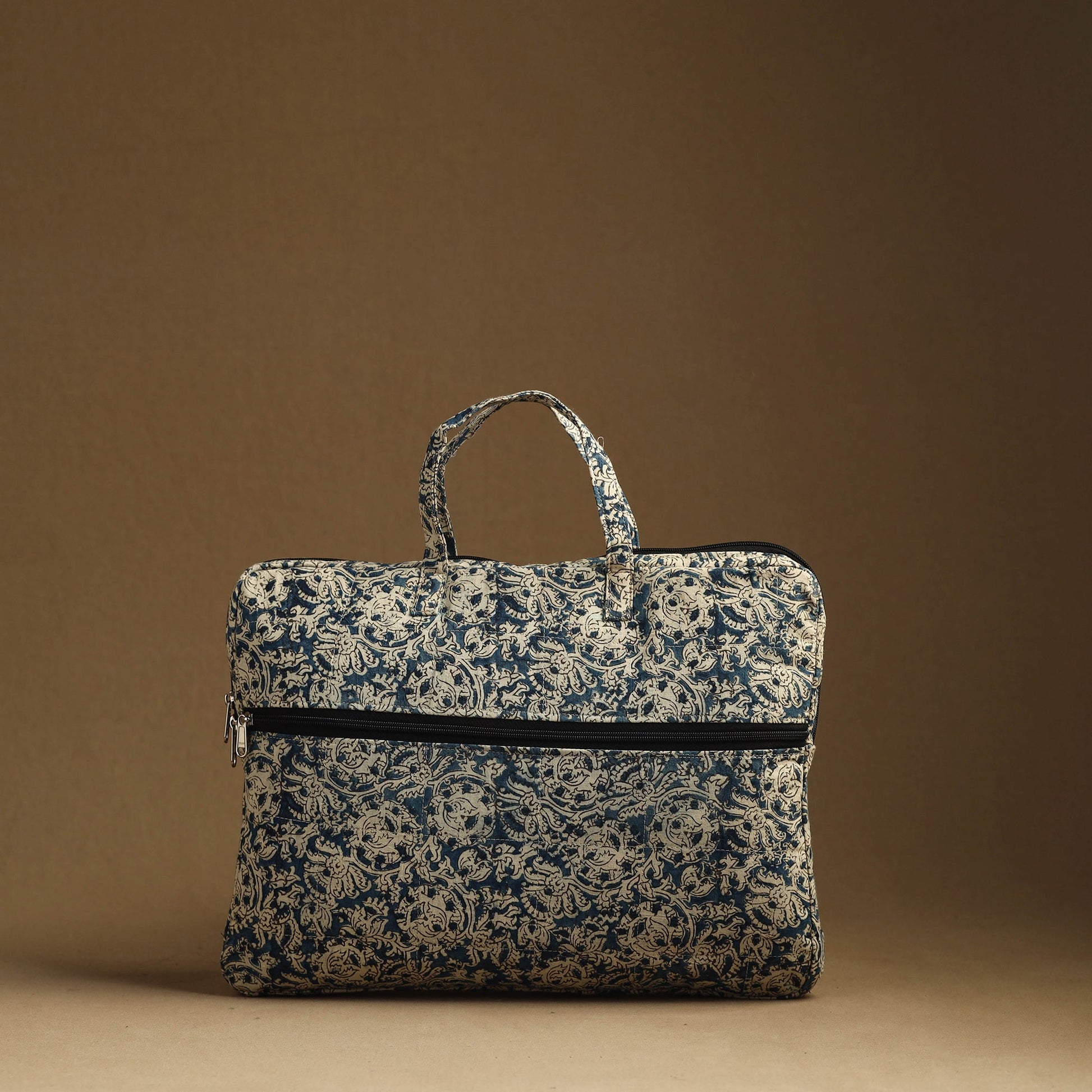 Beige - Handmade Quilted Cotton Laptop Bag (13 x 16 in) 31