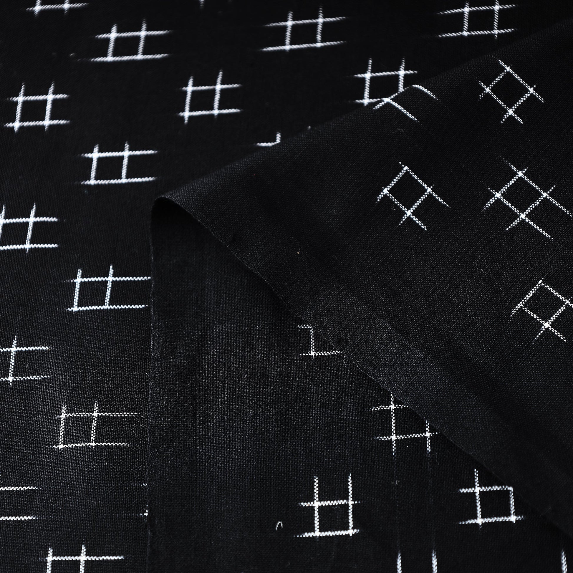 Black - Handloom Cotton Pochampally Double Ikat Fabric 03