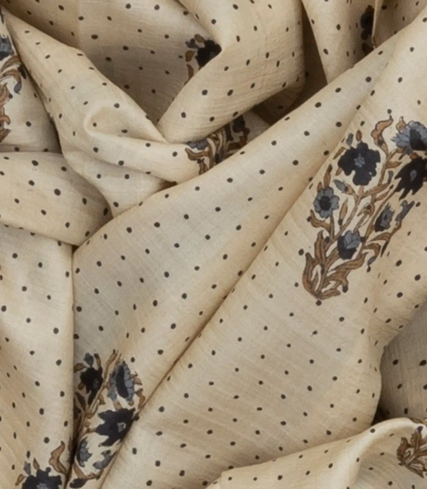 Off White Printed Tussar Silk Saree With Floral Motifs-Off White