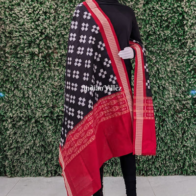 Black Pasapali Theme Pure Sambalpuri Silk Dupatta