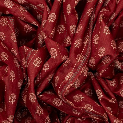 Crimson Handloom Tussar Silk Saree Printed With Floral Motifs