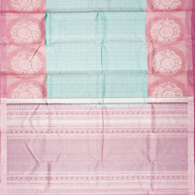 Turquoise Handloom Kanchipuram Silk Saree With Floral Jaal Motifs